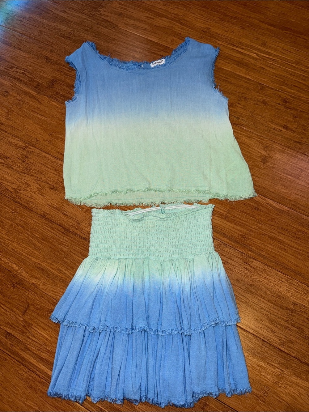Splendid tank and tiered ombré blue and green skirt size 10 NWOT